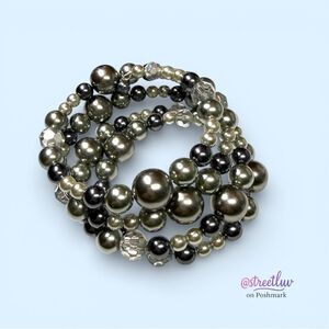 🥳 3/$26 Gray Pearl & Crystal Stretch Bracelet Stack | EUC